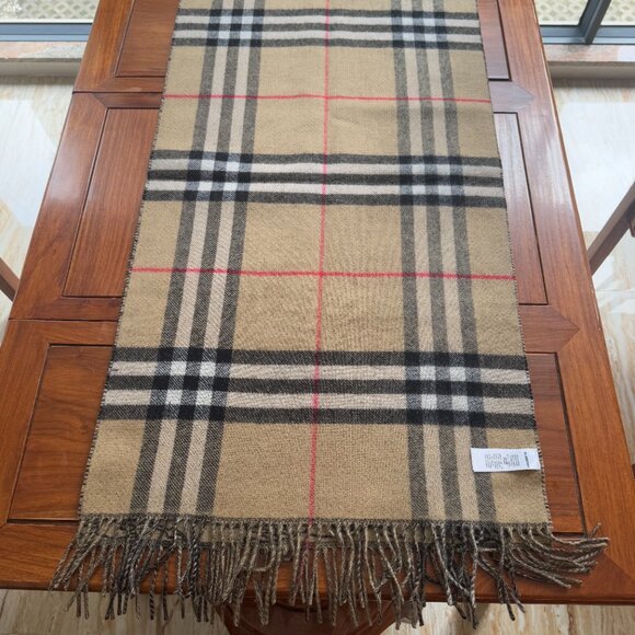 Burberry scarf double-sided shawl - Picture 5 of 9